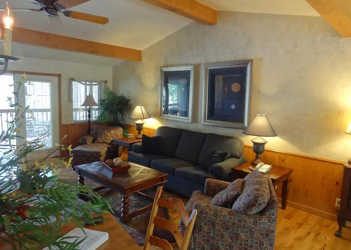 Vacation homes in Mount Ida