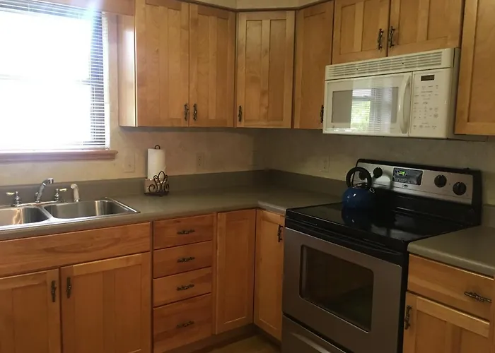 Mount Ida Lodging 